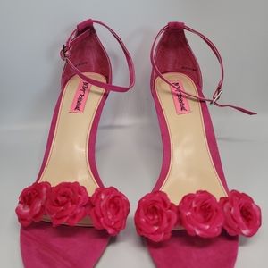 Betsy Johnson Pink Rose Heel 9.5